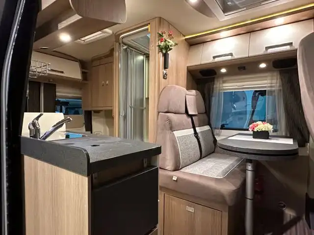 HYMER-ERIBA Future 430 T 